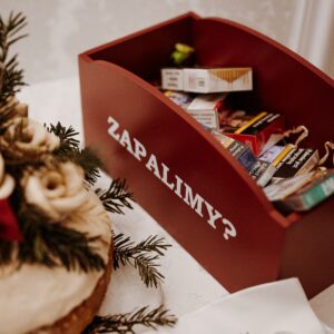 Koszyk ratunkowy na papierosy „ZAPALIMY?”